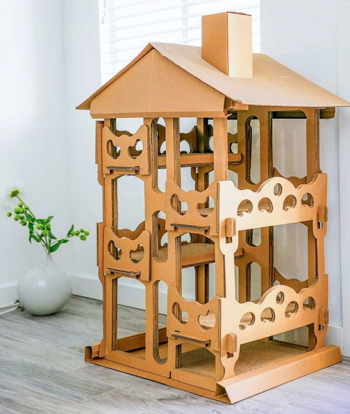 Feline Chateau Cat House | Pet Beds | pethousekh